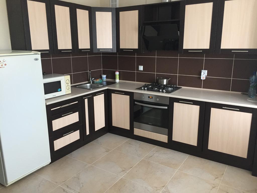 Apartment On Parkovaya Chornomorsk Ngoại thất bức ảnh